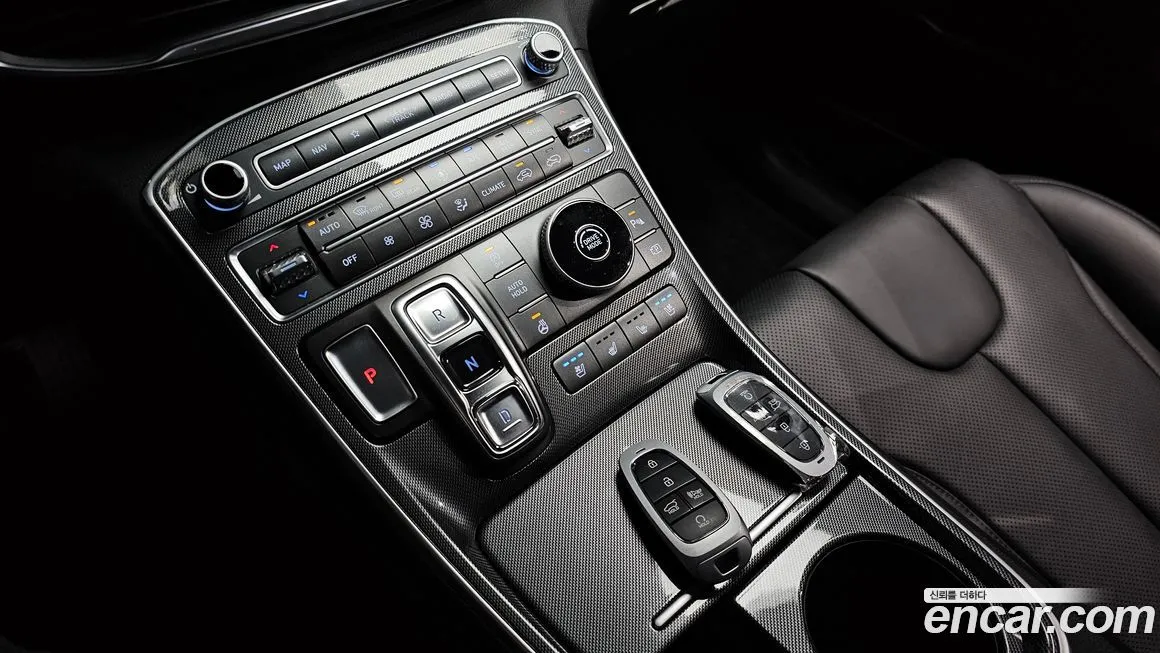 Hyundai Santafe 2021 из KR, фото 9