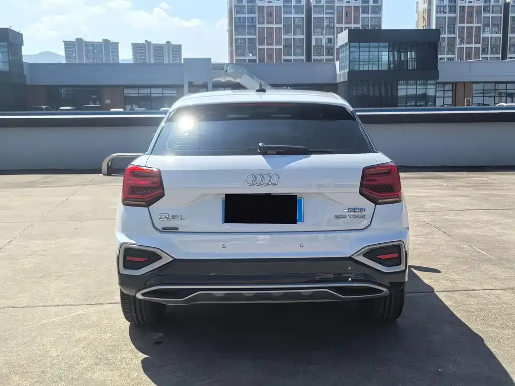Audi Q2L 2022 из CN, фото 9