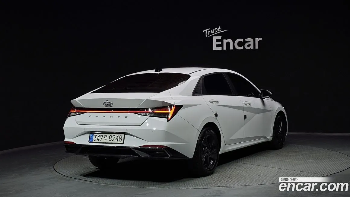 Hyundai AVANTE — фото 2