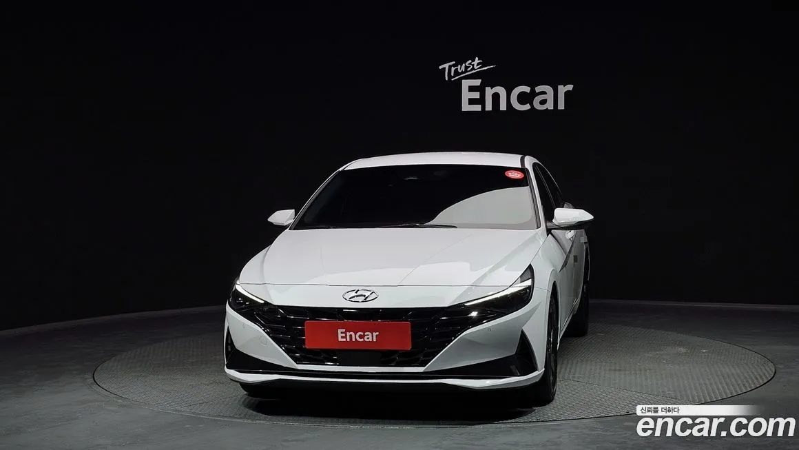 Hyundai AVANTE — фото 3
