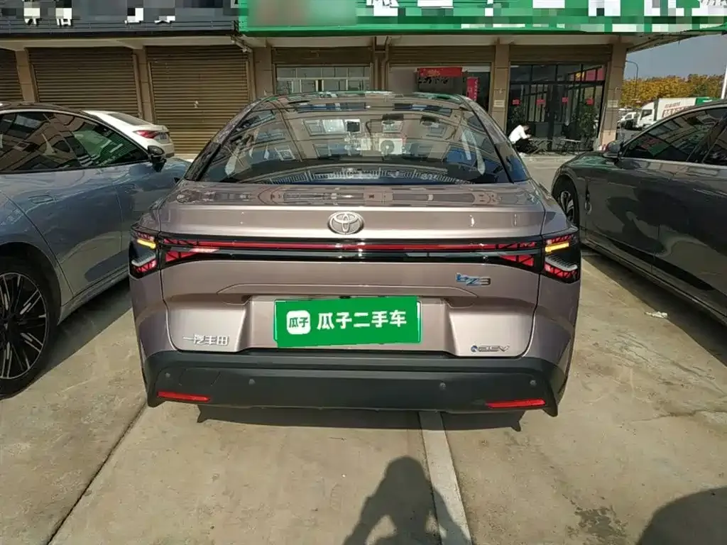 Toyota bZ3 2023 из CN, фото 6