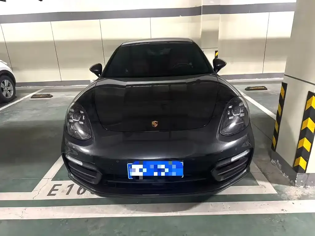 Porsche Panamera 2023 из CN, фото 1