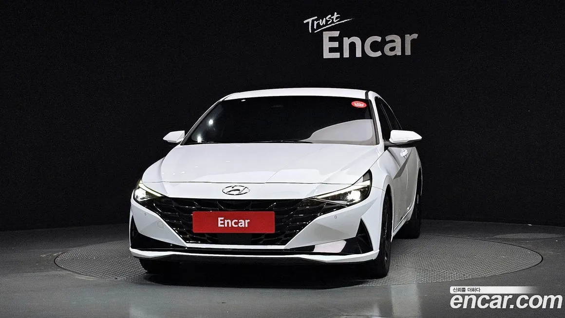 Hyundai AVANTE — фото 3