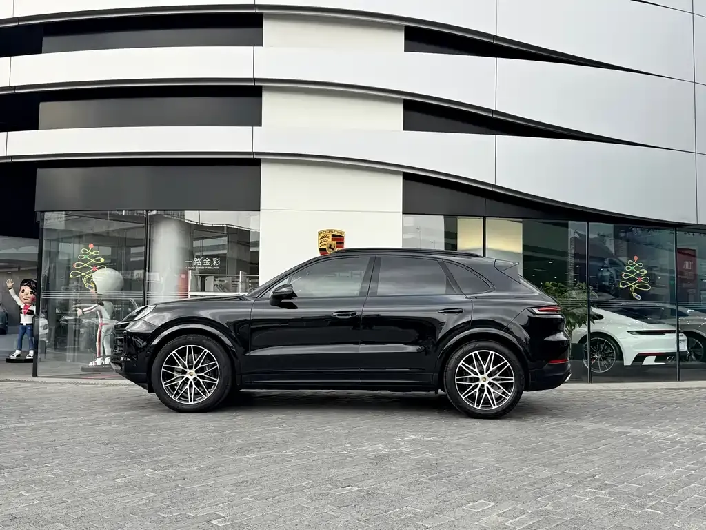 Porsche Cayenne 2024 из CN, фото 5