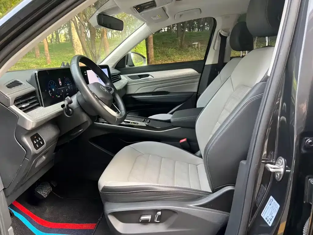 Volkswagen Tavendor 2023 из CN, фото 9