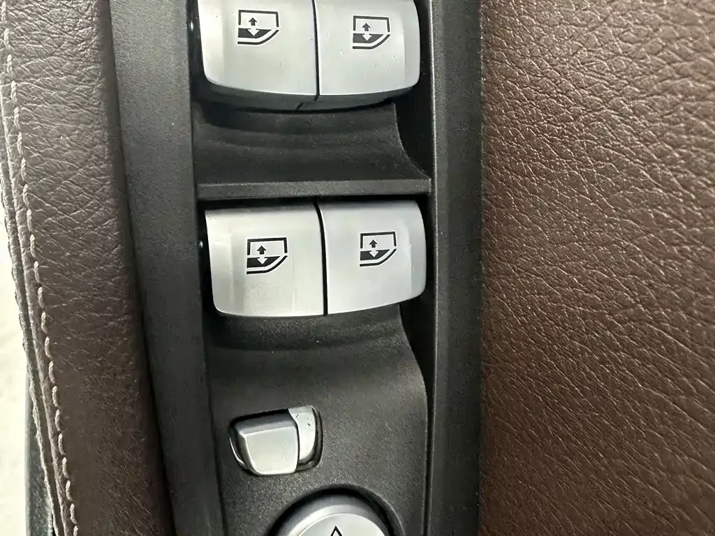 BMW 1 Series 2022 из CN, фото 10