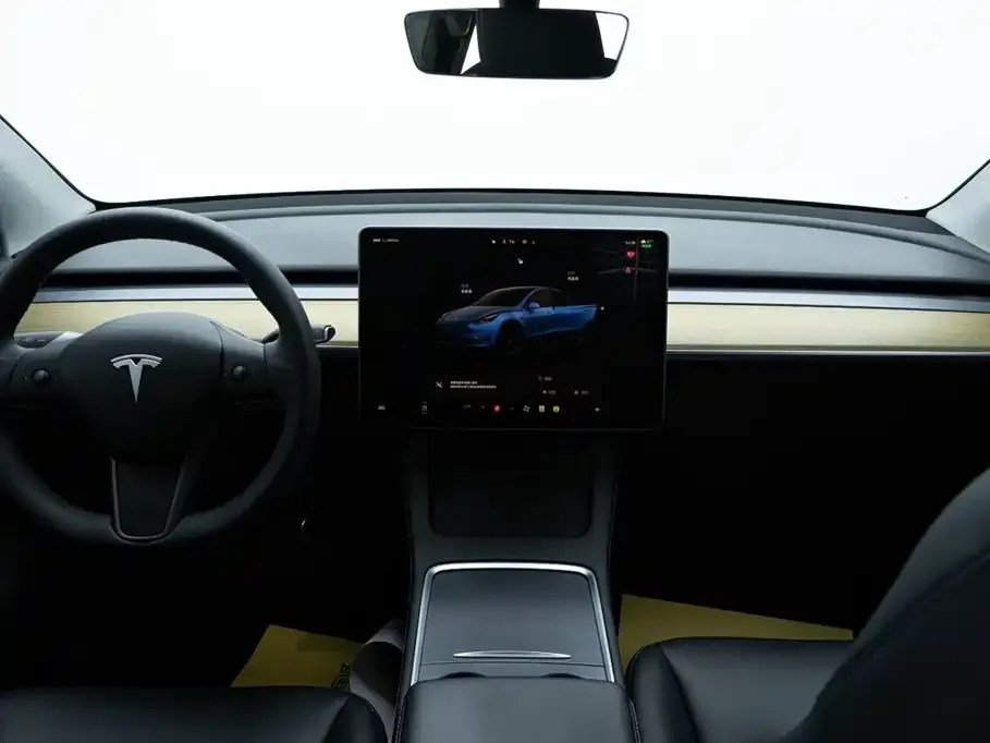 Tesla Model Y — фото 6