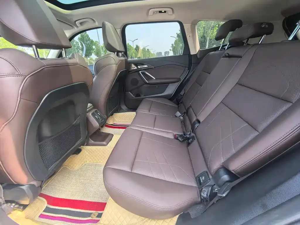 BMW X1 2024 из CN, фото 8