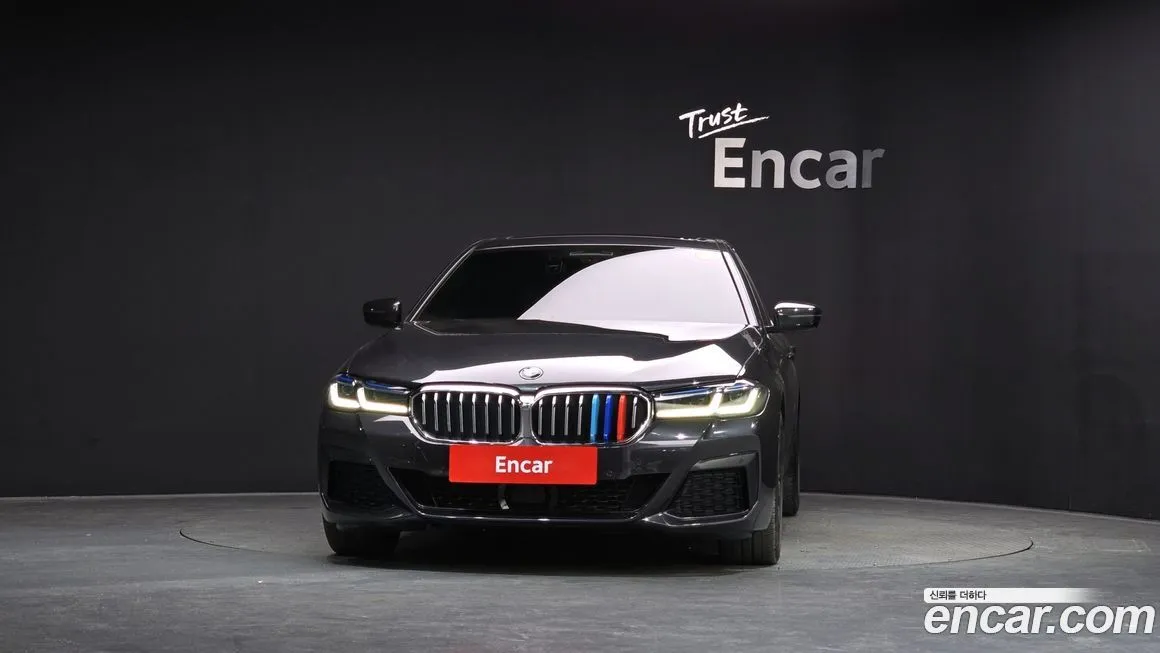 BMW 5-Series 2023 из KR, фото 3