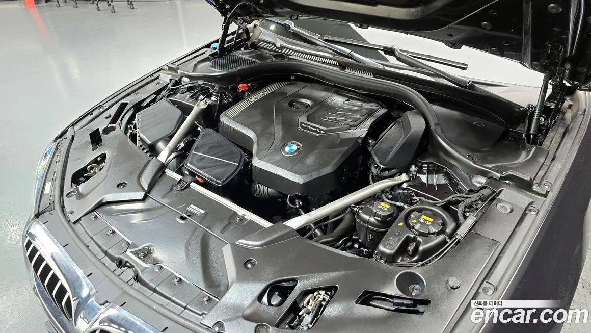 BMW 5-Series 2023 из KR, фото 6