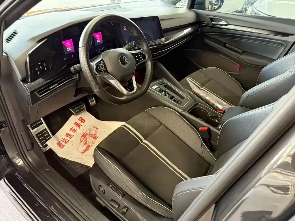 Volkswagen Golf 2021 из CN, фото 4