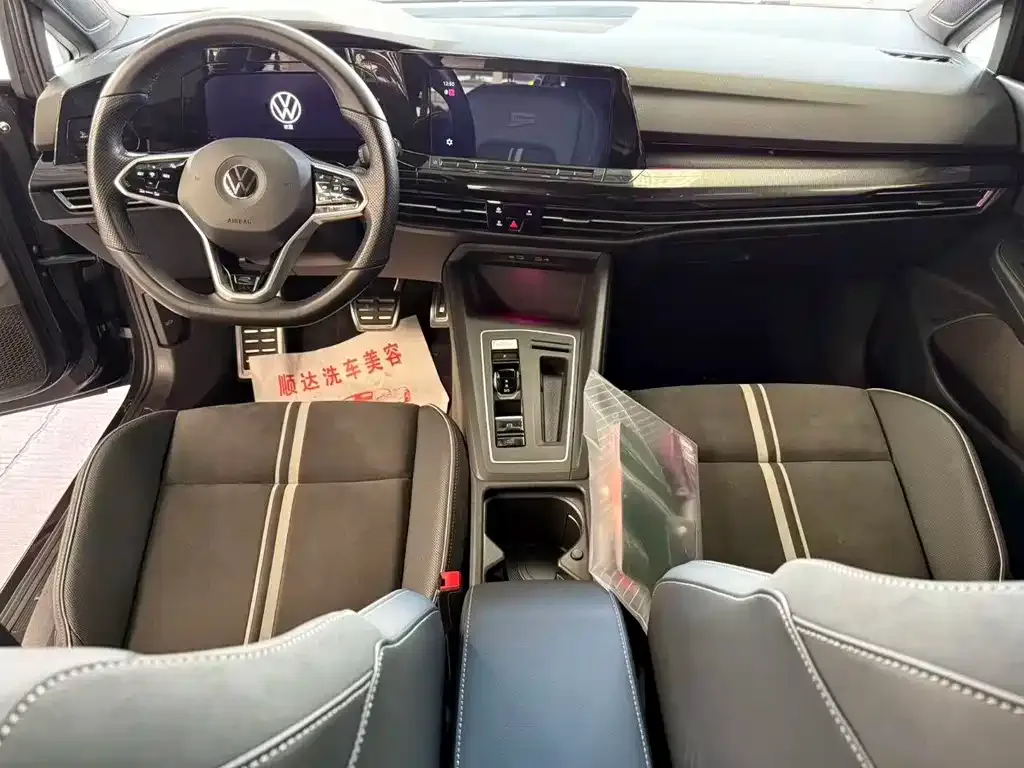 Volkswagen Golf 2021 из CN, фото 6