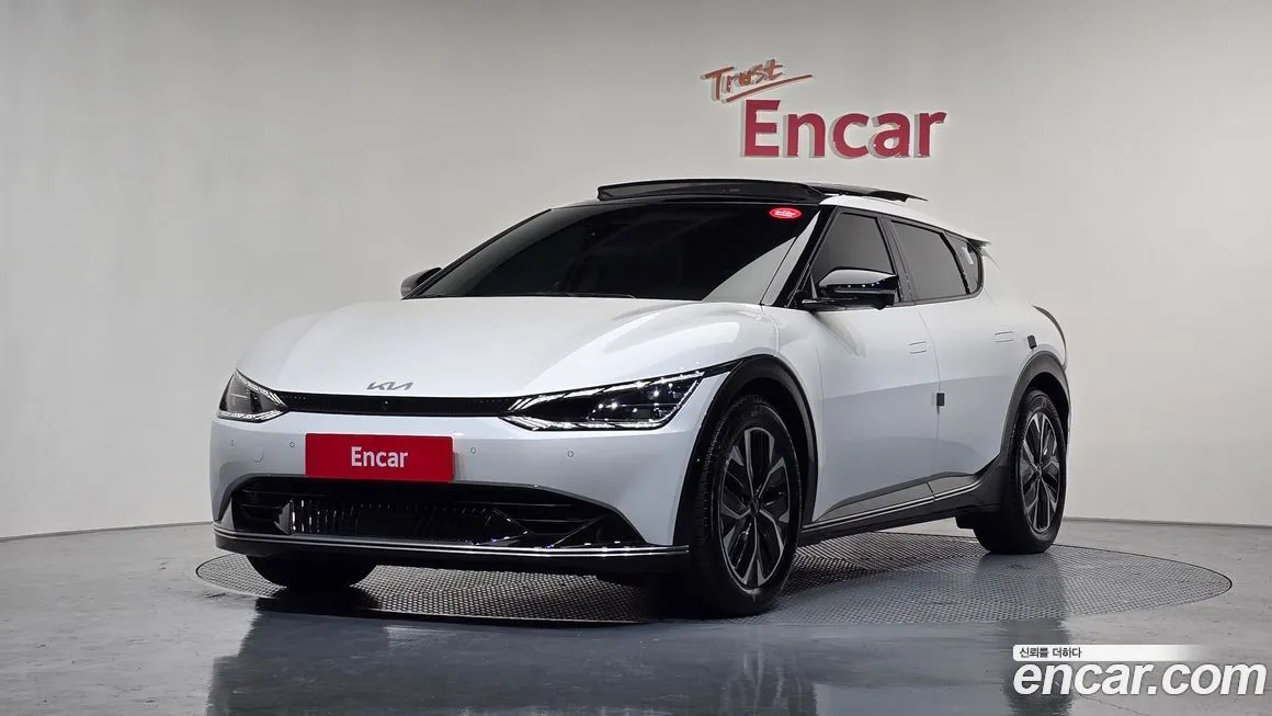 Kia EV6 2023 из KR, фото 1