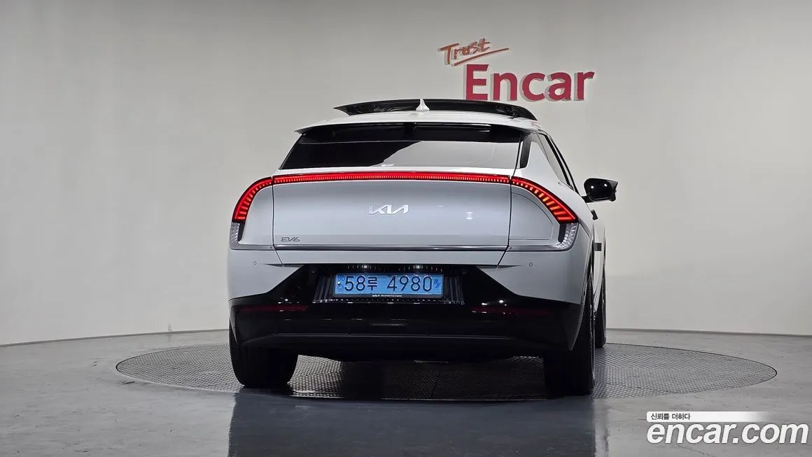 Kia EV6 2023 из KR, фото 4