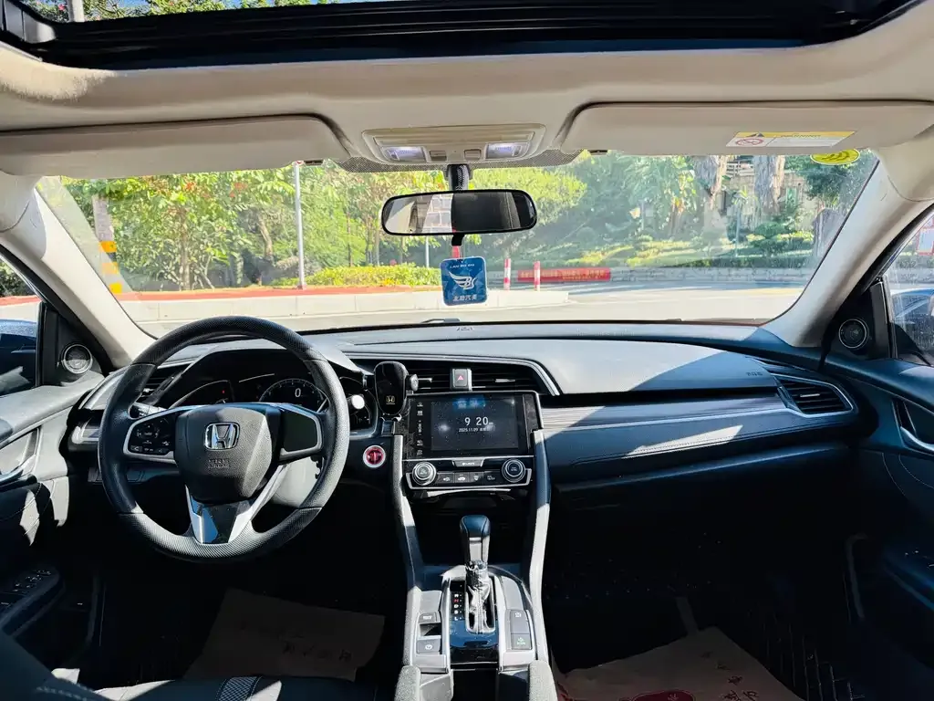 Honda Civic — фото 6