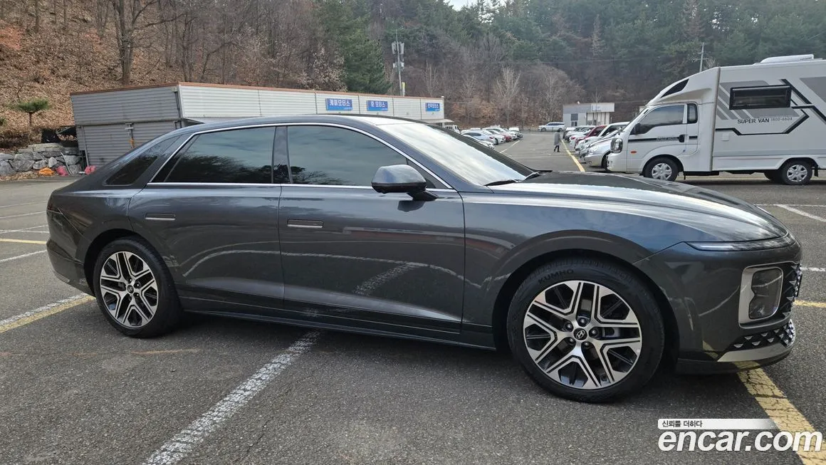 Hyundai Grandeur 2023 из KR, фото 2
