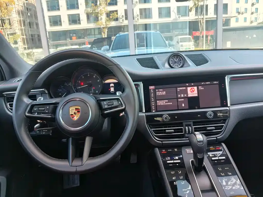 Porsche Macan 2023 из CN, фото 9