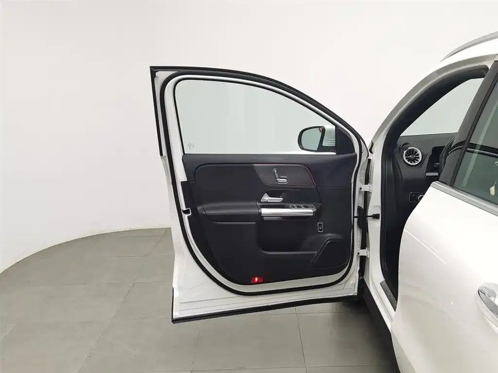 Mercedes-Benz GLA 2022 из CN, фото 8