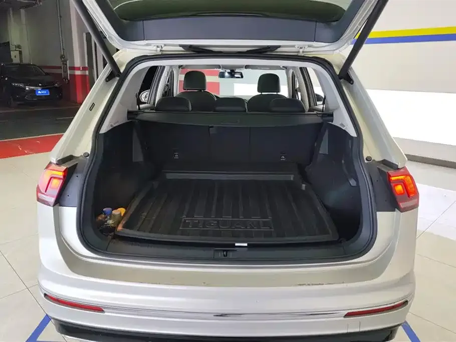 Volkswagen Tiguan L 2021 из CN, фото 4