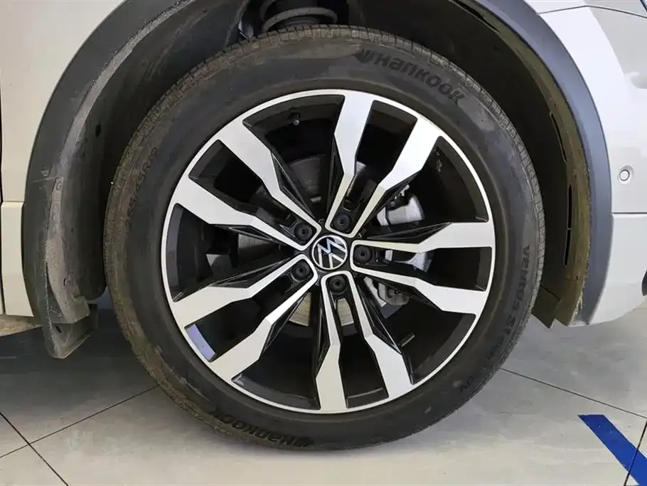 Volkswagen Tiguan L 2021 из CN, фото 6