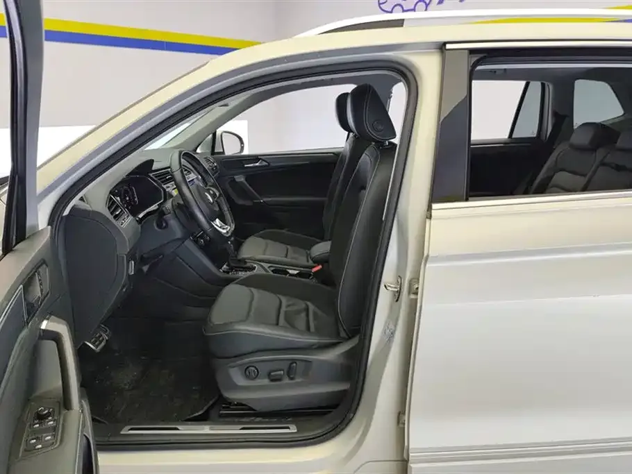 Volkswagen Tiguan L 2021 из CN, фото 9