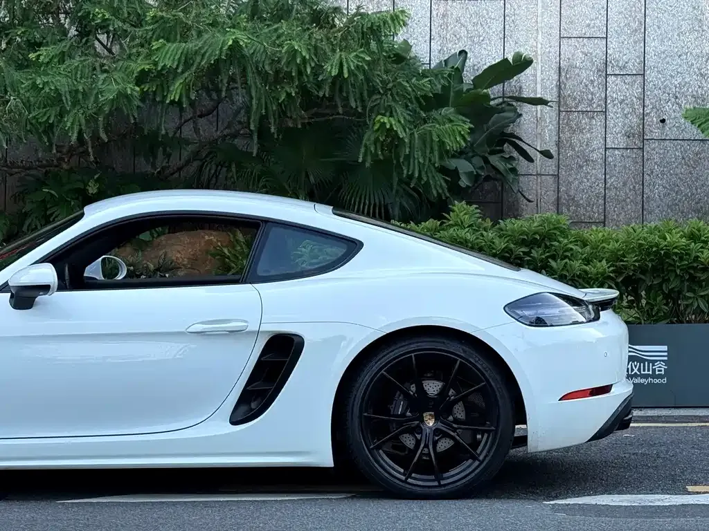 Porsche 718 2022 из CN, фото 5