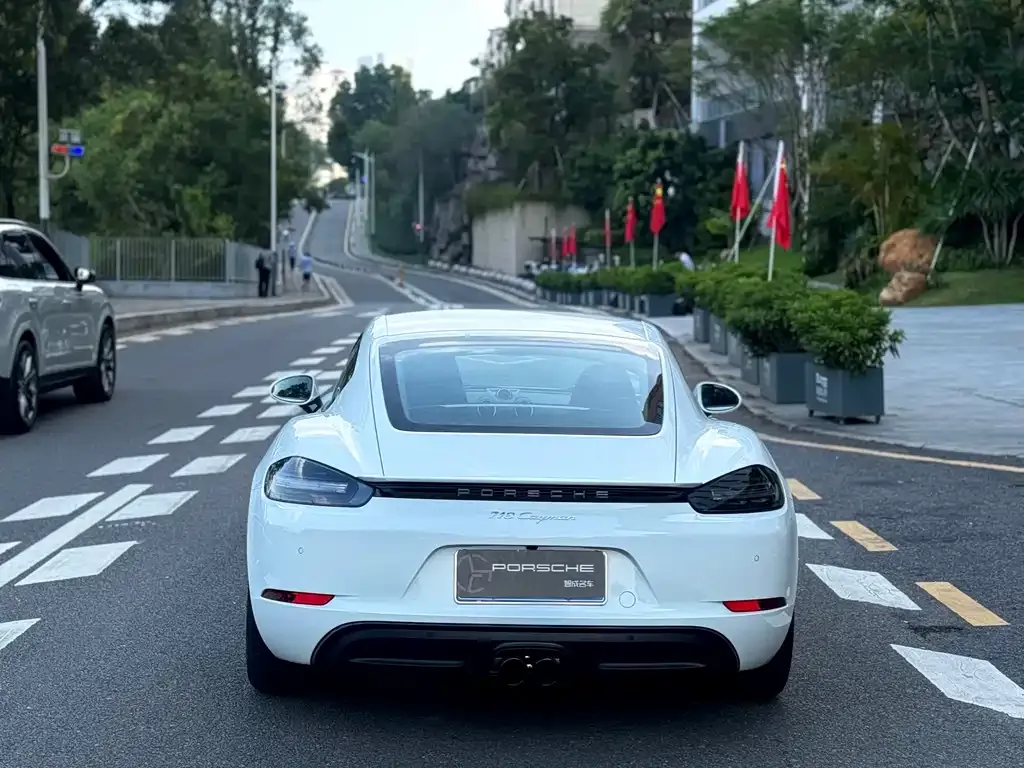 Porsche 718 2022 из CN, фото 6
