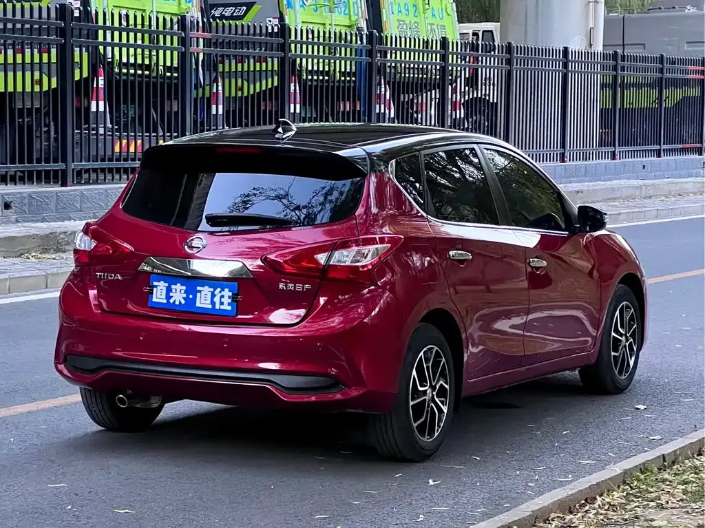Nissan Tiida 2023 из CN, фото 9