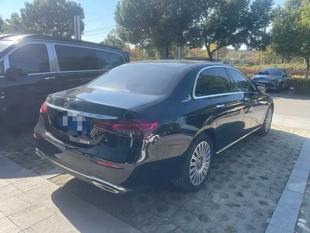 Mercedes-Benz E-Class 2022 из CN, фото 2