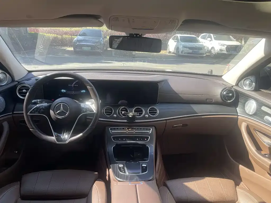Mercedes-Benz E-Class 2022 из CN, фото 6