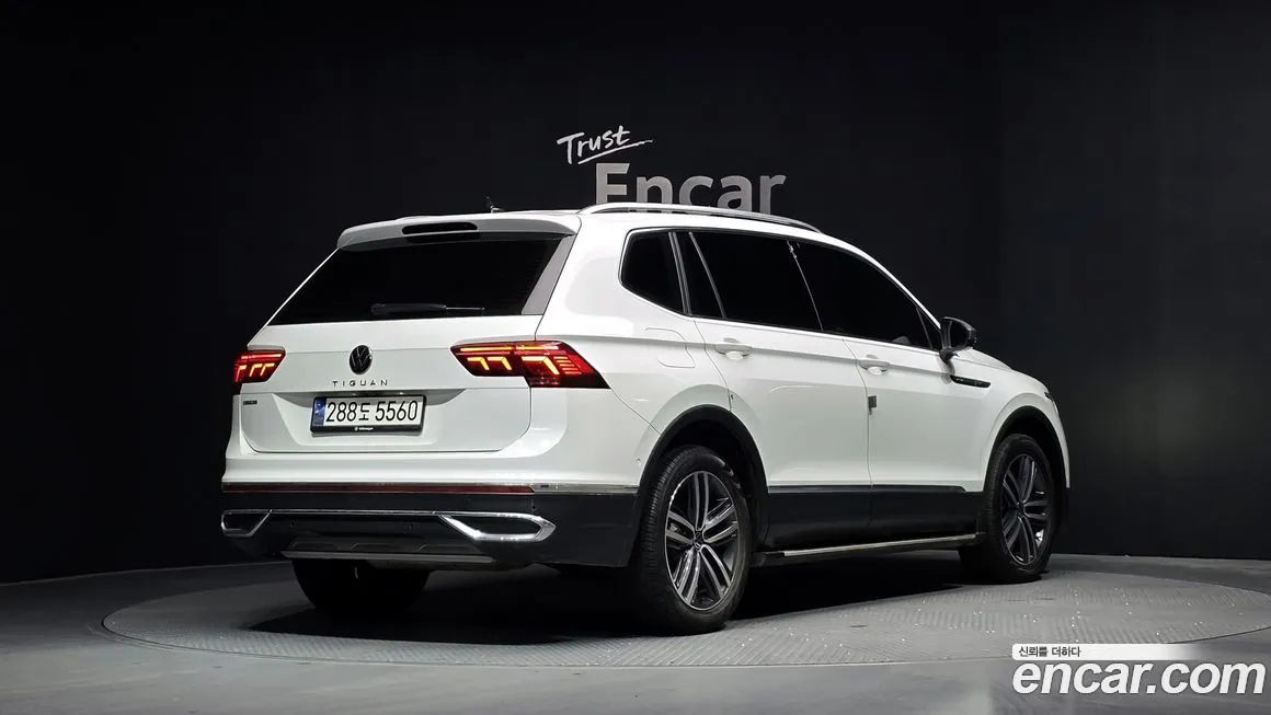 Volkswagen Tiguan — фото 2