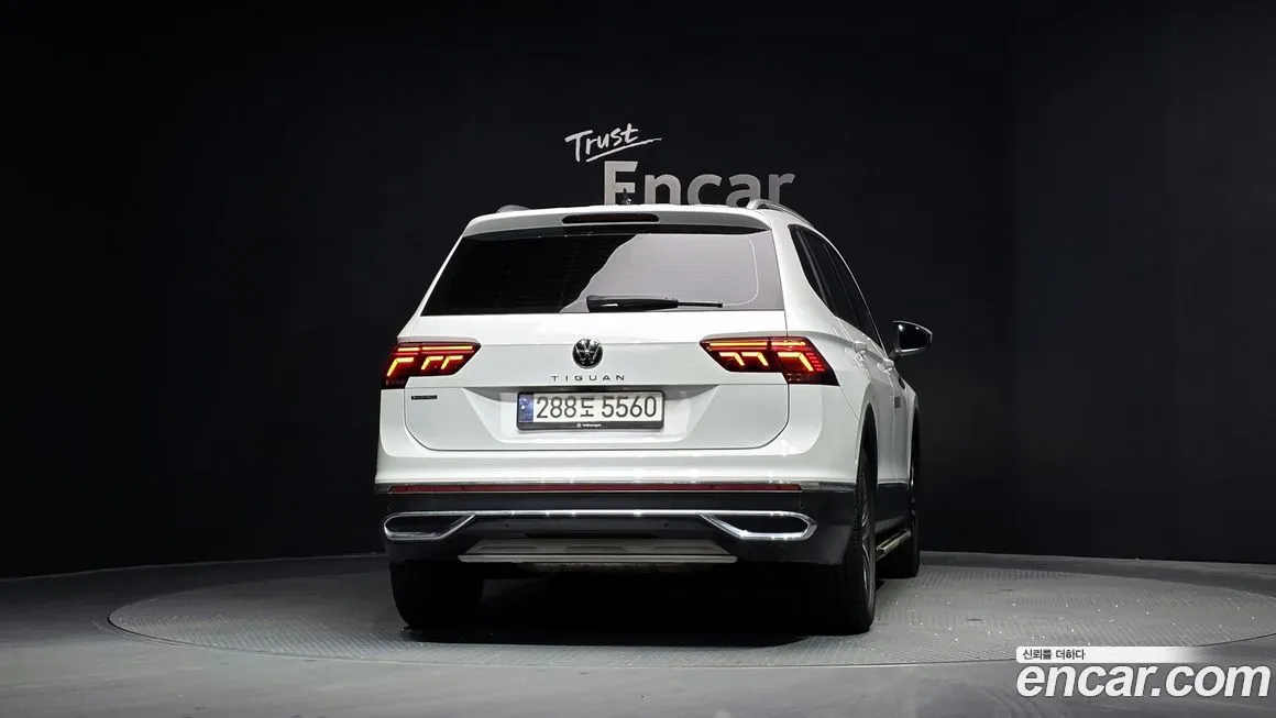 Volkswagen Tiguan — фото 4