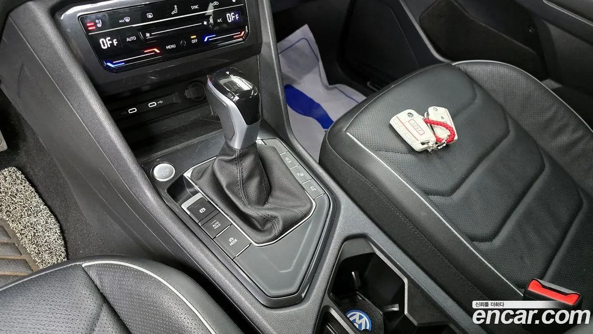 Volkswagen Tiguan — фото 9