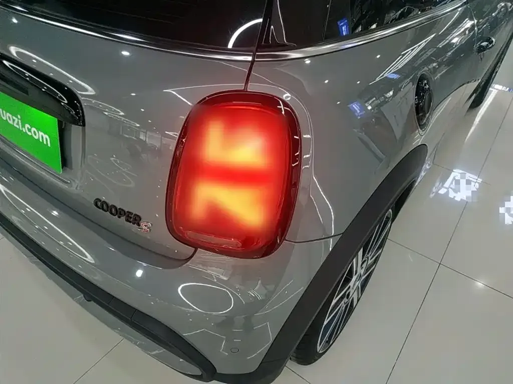 MINI Cooper (3-door) 2023 из CN, фото 8