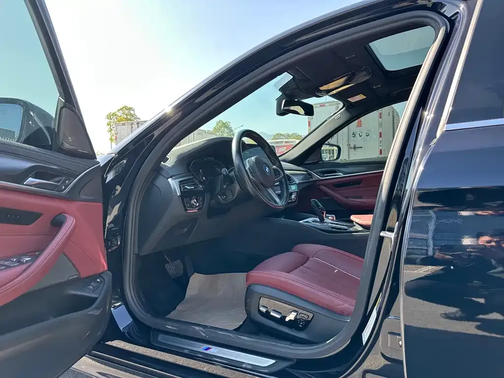 BMW 5 Series New Energy 2022 из CN, фото 5