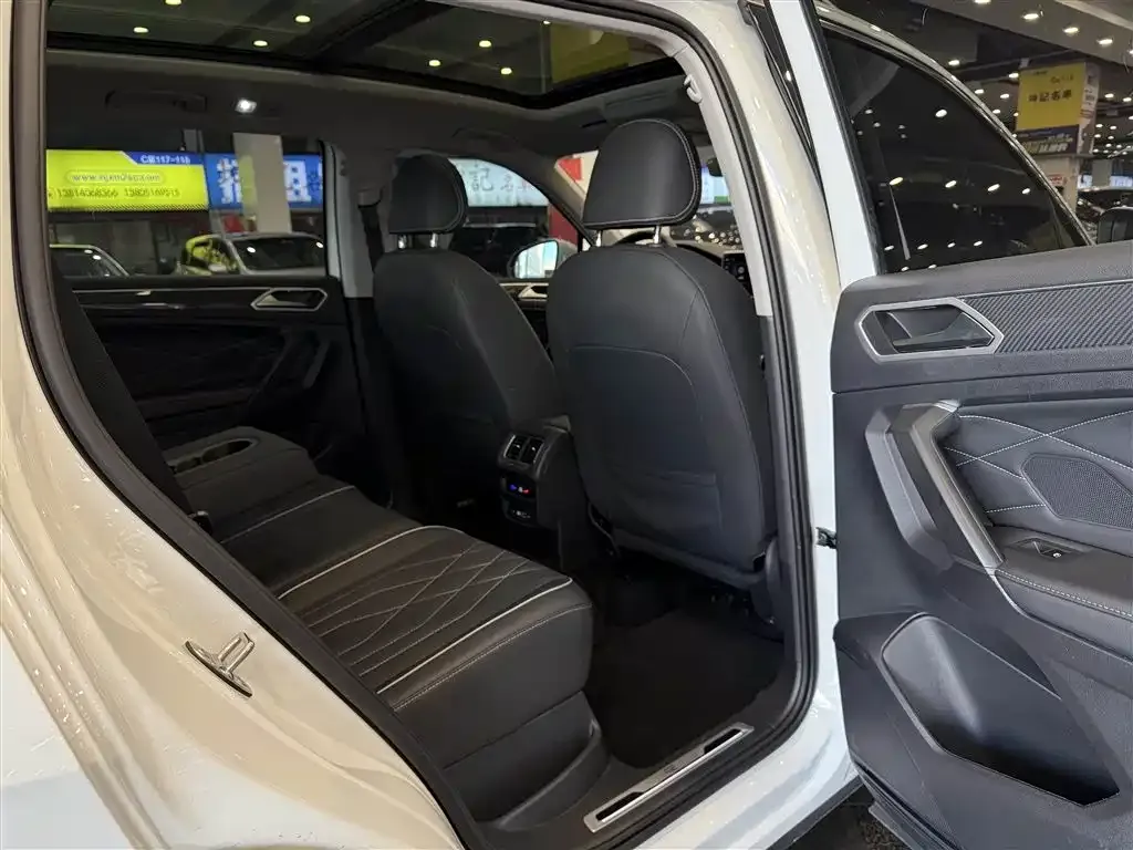 Volkswagen Tiguan L 2022 из CN, фото 7