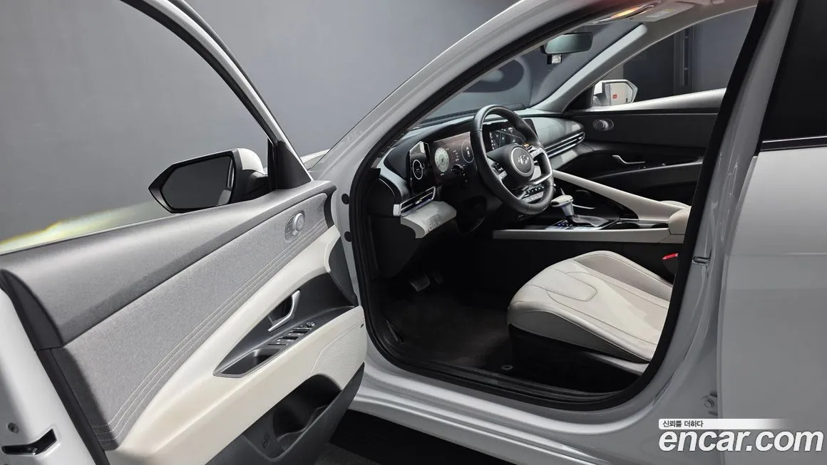 Hyundai AVANTE 2021 из KR, фото 10