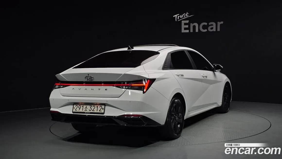 Hyundai AVANTE 2021 из KR, фото 2