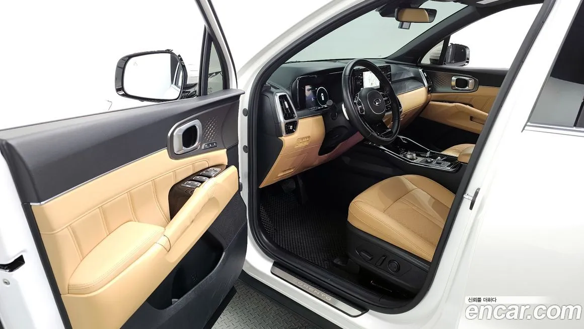 Kia Sorento — фото 10