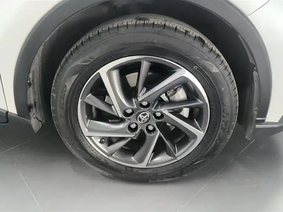 Toyota C-HR 2023 из CN, фото 6