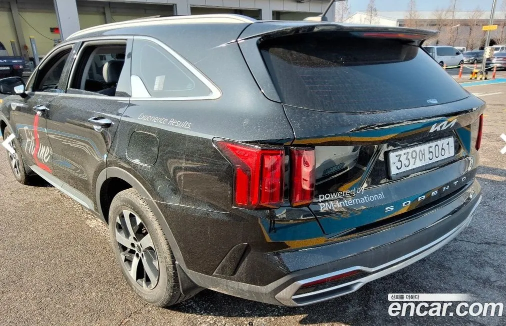 Kia Sorento — фото 4