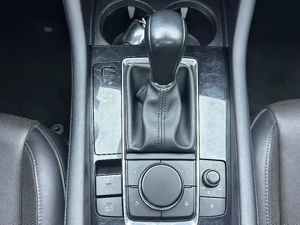 Mazda 3 Axela 2021 из CN, фото 10