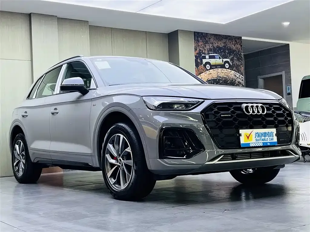 Audi Q5L — фото 3