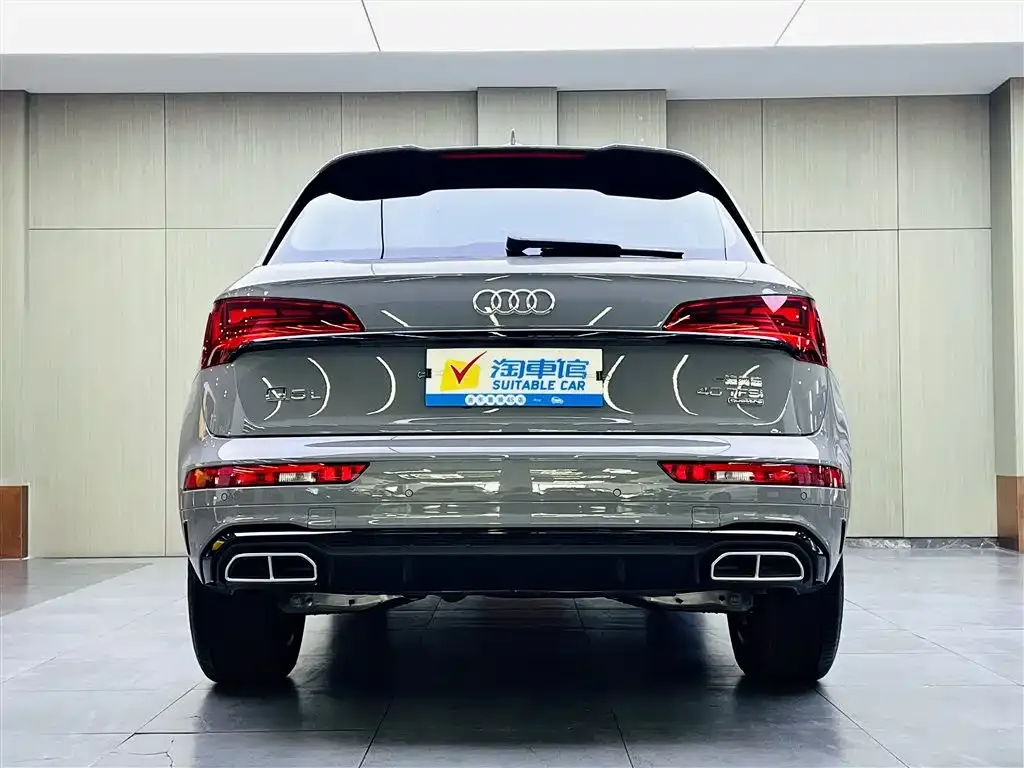 Audi Q5L — фото 5