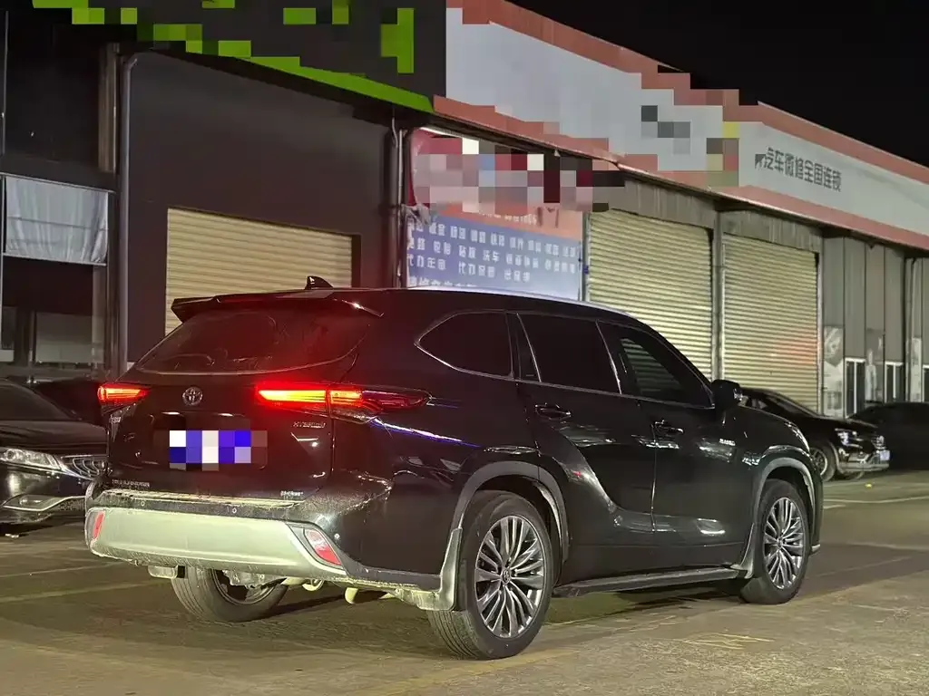 Toyota Highlander 2022 из CN, фото 2
