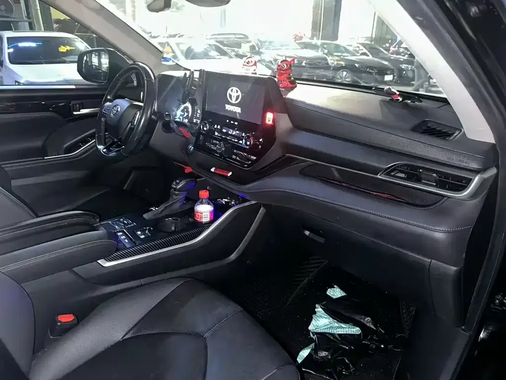 Toyota Highlander 2022 из CN, фото 3