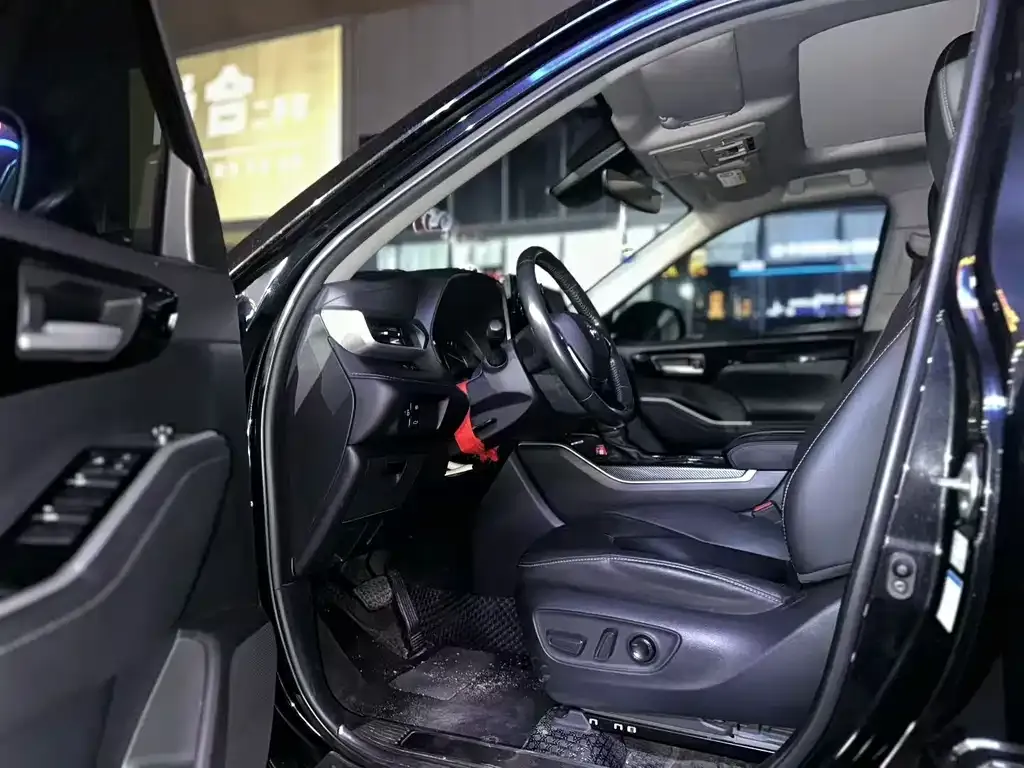 Toyota Highlander 2022 из CN, фото 4