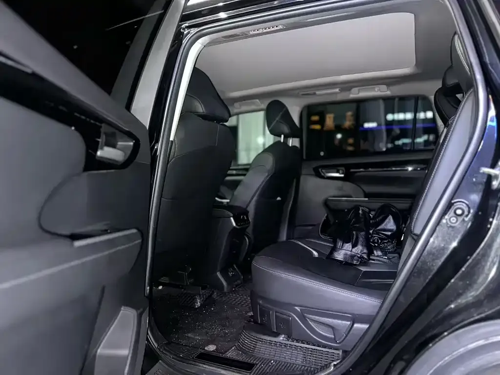 Toyota Highlander 2022 из CN, фото 6