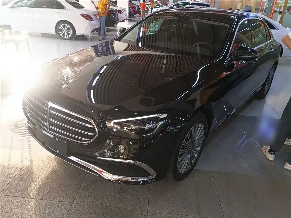Mercedes-Benz E-Class 2023 из CN, фото 1
