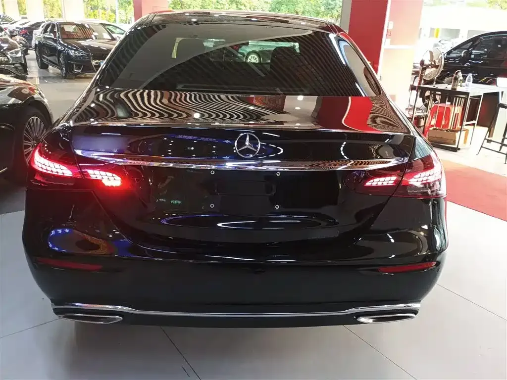 Mercedes-Benz E-Class 2023 из CN, фото 6